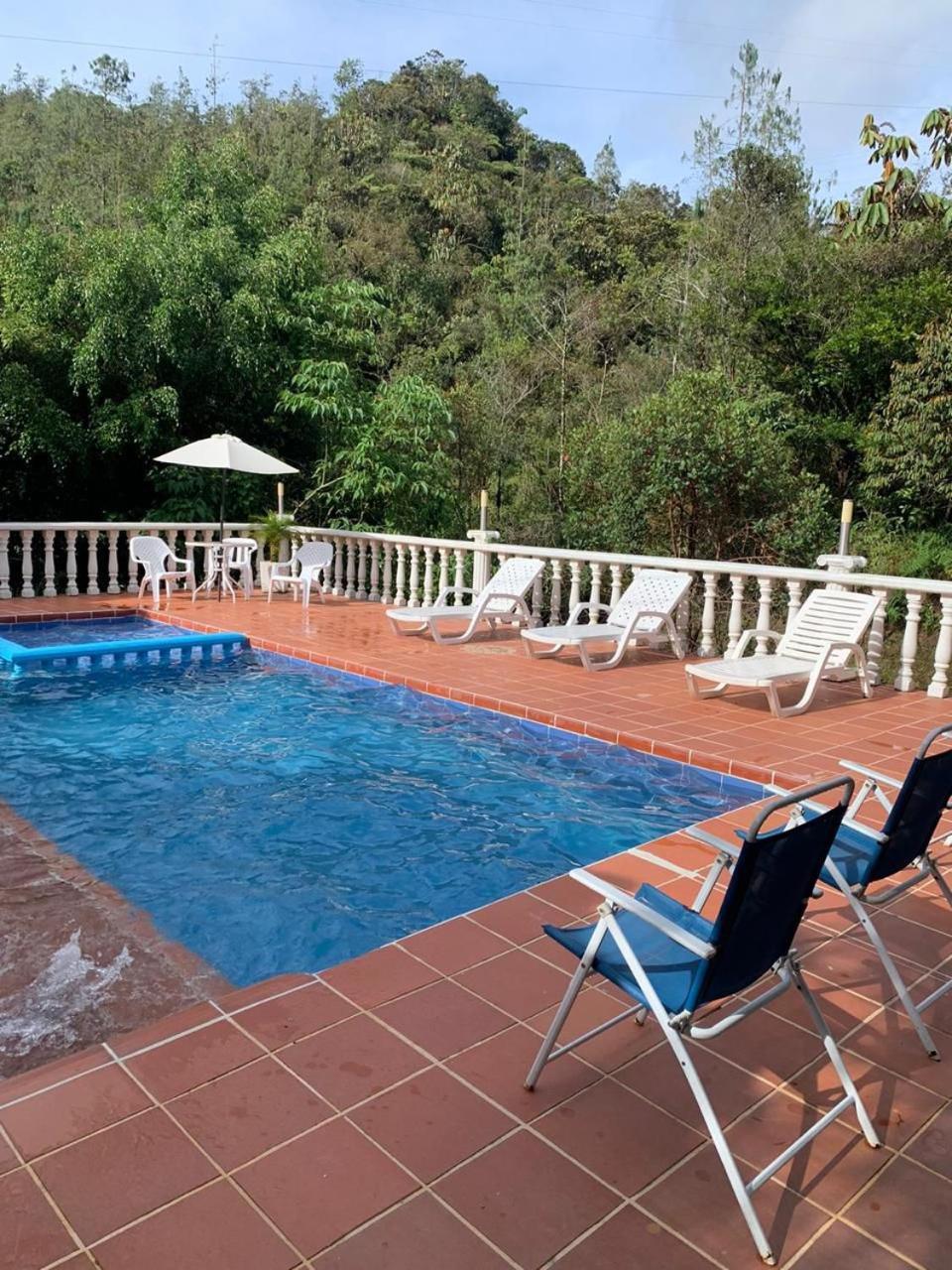 Finca Hotel La Bonita Guatape Exterior photo